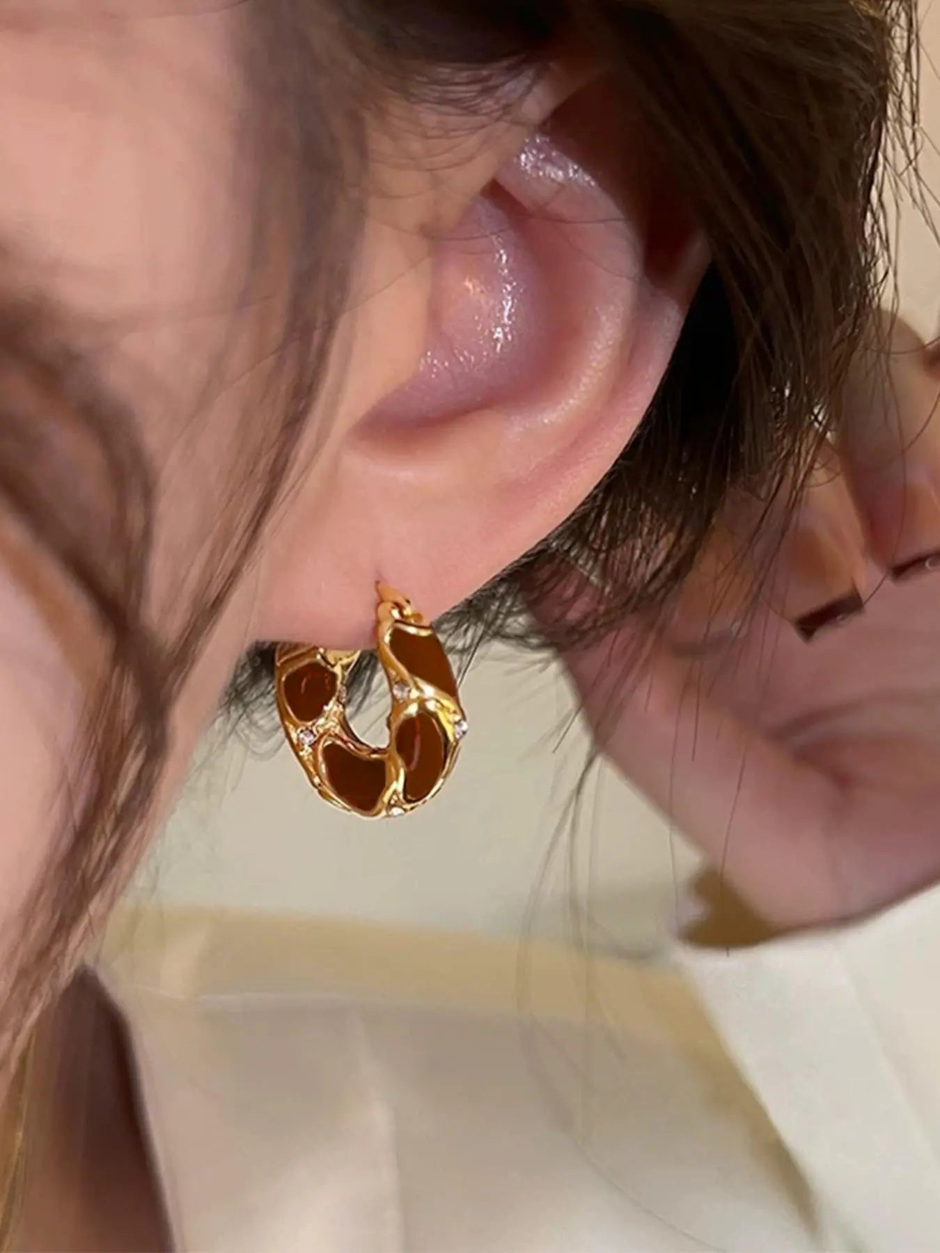 Elegant Vintage Chunky Hoop Earrings for Women - Lightweight Fashion Jewelry for Parties and Everyday Wear, Ideal Birthday Gift and Trendy Accessory