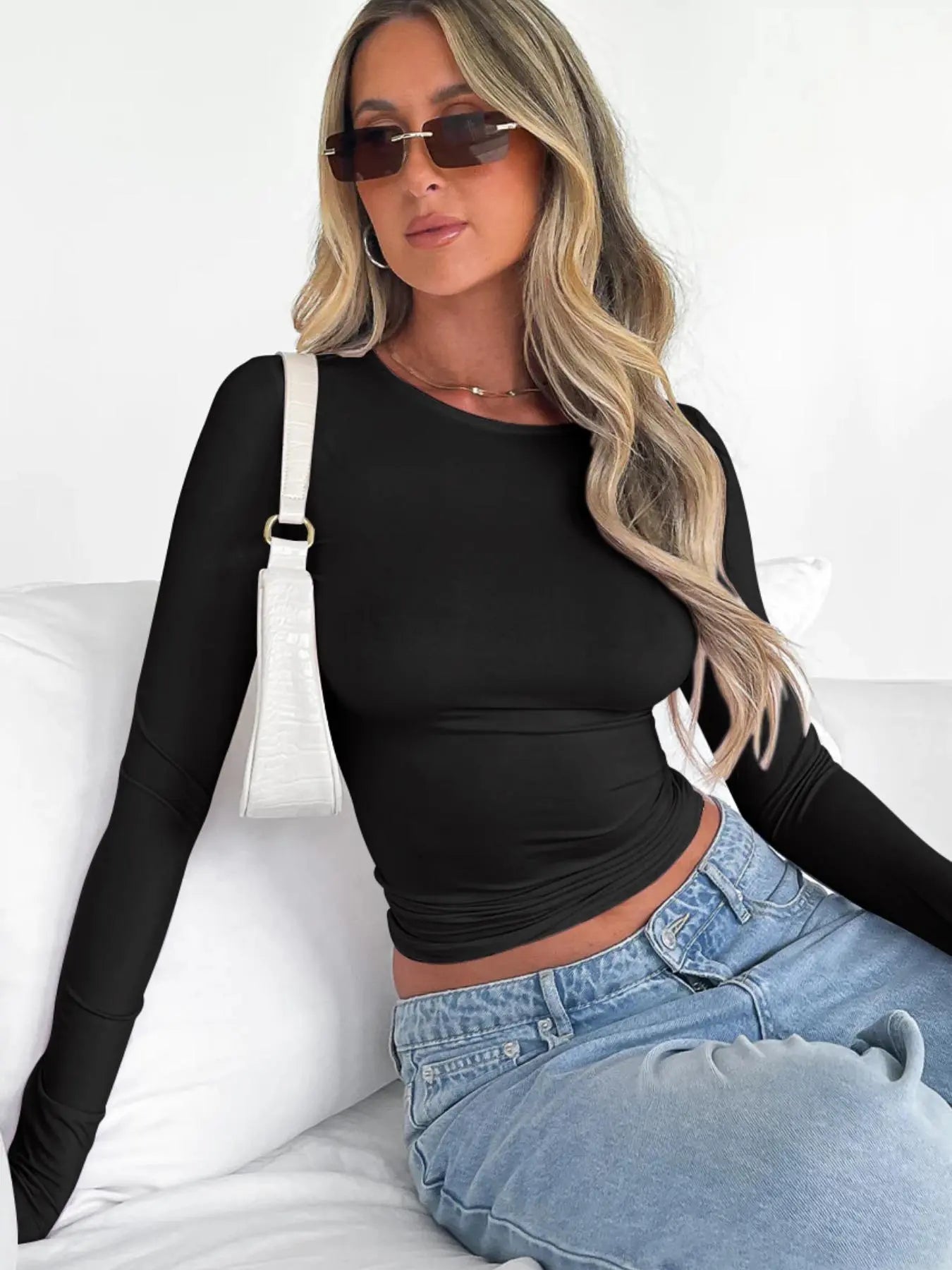 Women's Trendy Round Neck Long Sleeve Crop Top - Casual Slim-Fitting Tee for Music Festivals, Dating, and Everyday Wear