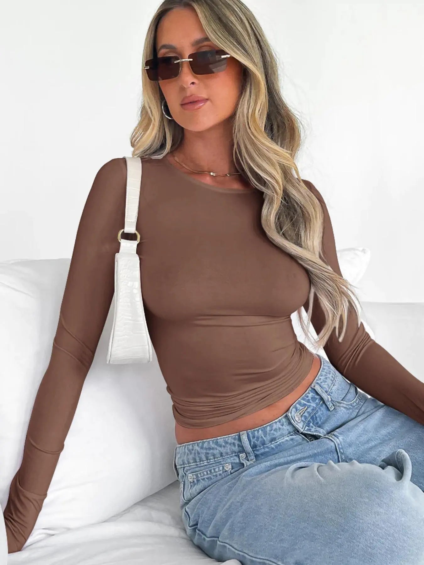 Women's Trendy Round Neck Long Sleeve Crop Top - Casual Slim-Fitting Tee for Music Festivals, Dating, and Everyday Wear
